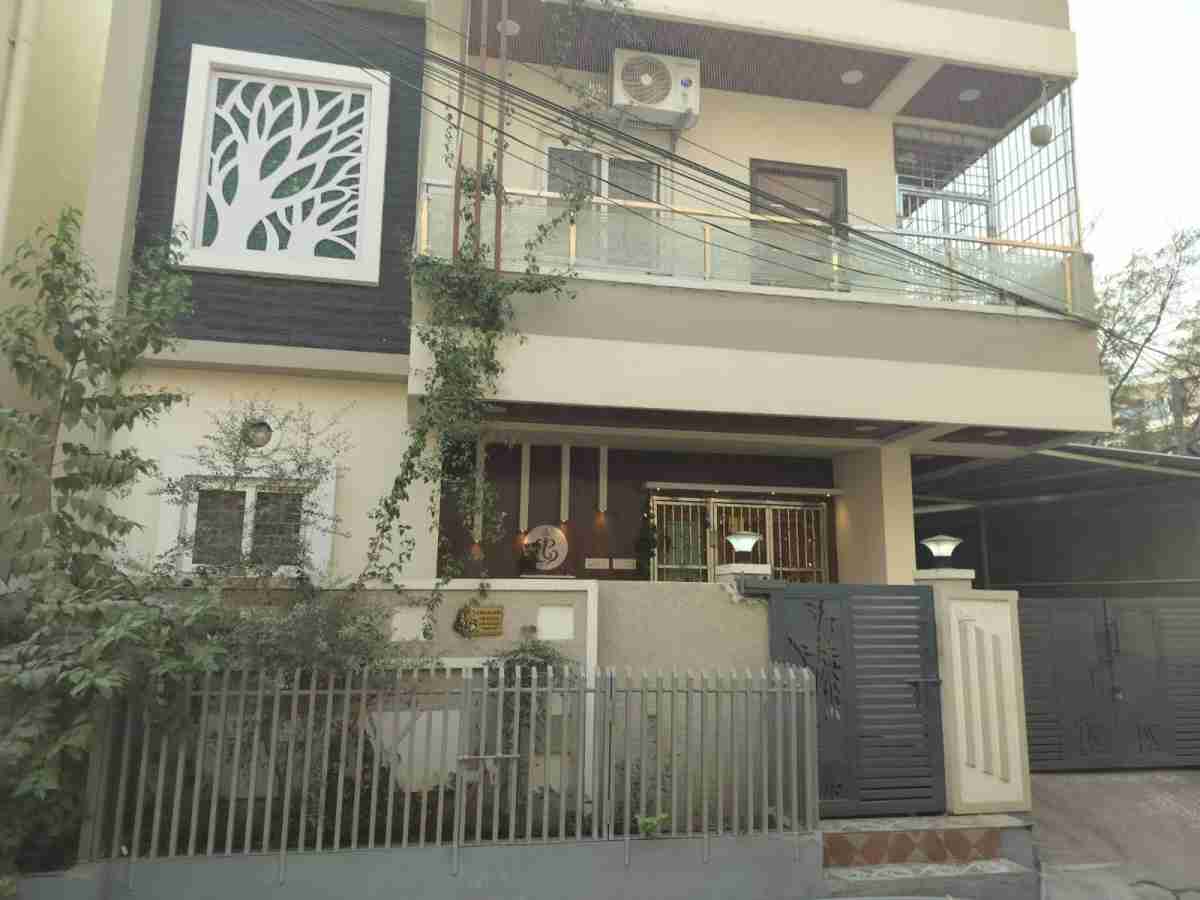 INDEPENDENT HOUSE IN BEERUMGUDA